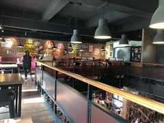 -拉亚汉堡经典餐厅(商城路店)