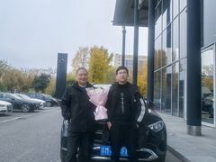 -泰州之星奔驰4S店(海陵店)