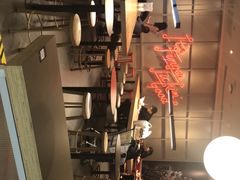 大堂-肯德基(虹桥机场T2北指廊精选外卖点店)