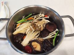 -德天肥牛海鲜火锅(龙吟坊店)