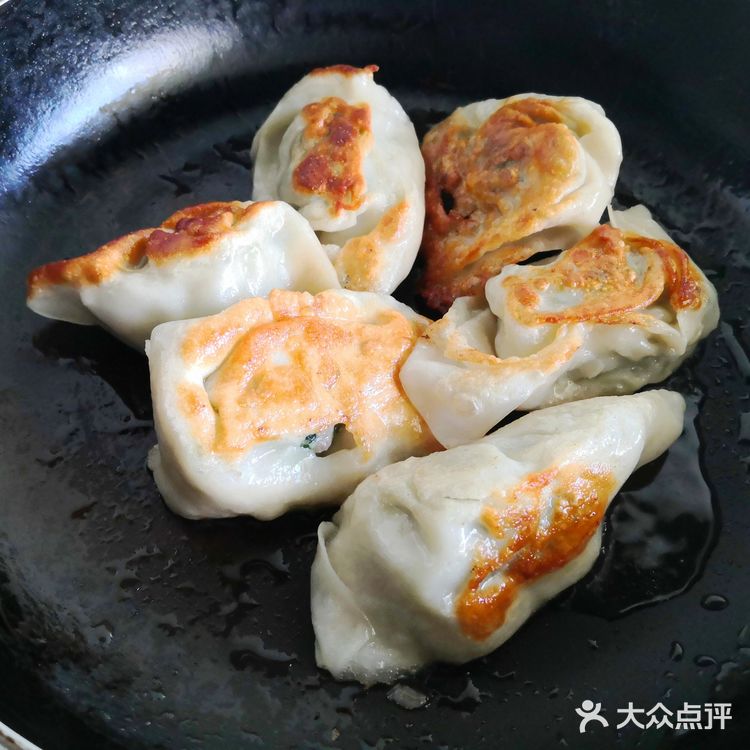 今日早餐：油煎馄饨 早餐时间比较紧张，怎么方便怎么来