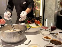 海鲜拼盘（小青龙）-红雀围·海鲜火锅(陆家嘴中心店)