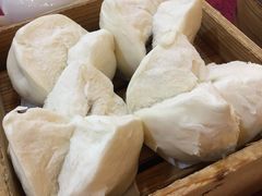蜜汁叉烧包-金苑海鲜酒家(新港中路店)