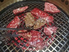 -肉魁屋·烧肉·烧鸟·酒场(高新店)