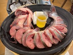 -刘姐啤酒鱼民族演艺餐厅(西街总店)