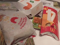 -麦当劳(世界城广场店)
