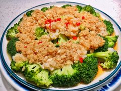 翡翠虾胶-孙家外婆•长春地标美食新名片(吾悦广场店)