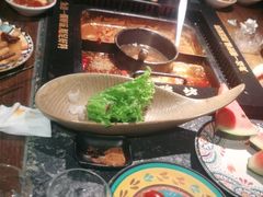 -老牌坊云南鱼豆花火锅(哈西万达店)