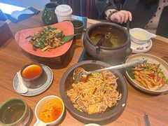 -云海肴·汽锅鸡·云南菜(天山百盛优客店)