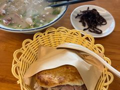 -刘记羊汤·烧饼夹肘子