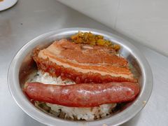 -梁阿婆廿年老牌扣肉糯米饭