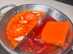 番茄鸳鸯太极锅-小龙坎火锅(全球总店)