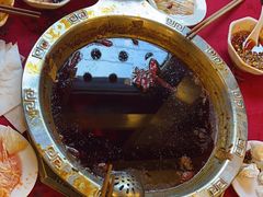 -山城年华老火锅(玉林店)