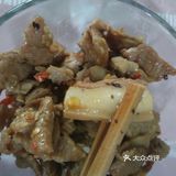 生活总得尝点鲜之来个小炒肉吧