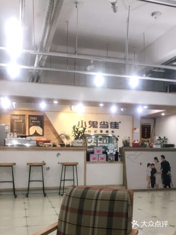现在就是期待出片啦，之后再加评！