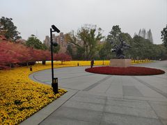 -上海市龙华烈士陵园