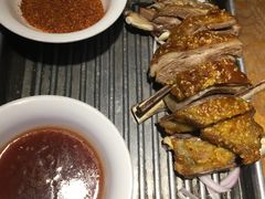 大漠烤羊排-清真·卡德尔大叔新疆主题餐厅(龙汇路店)