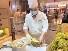 -亚马逊蒸汽活海鲜自助(LCM置汇旭辉广场店)