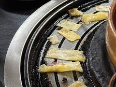 -阿山卓·野生菌火锅·纳西火塘烤肉