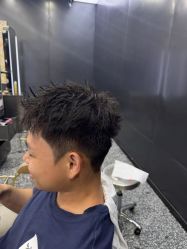 -藤野造型·烫·染发型设计店