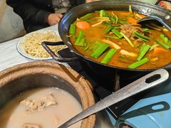 -霄汉牛三鲜湖北砂锅菜(万松园2店)