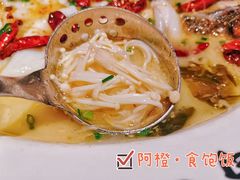 -江渔儿酸菜鱼(奥园广场金发购物中心店)