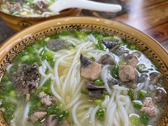 -正宗李家土鸡米线店