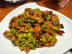 怪味牛柳-恩宏德餐馆(平山道店)