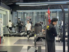 -超鹿运动(五四路恒力城店)