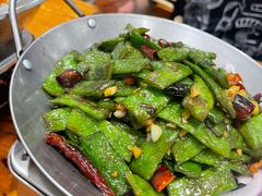 -土媳妇香锅坊(光谷店)