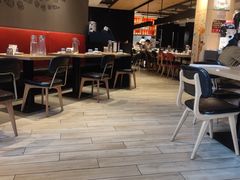 -必胜客(新中纬店)