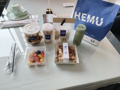 -禾沐·轻食·面包·咖啡