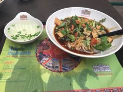 -海口骑楼小吃街