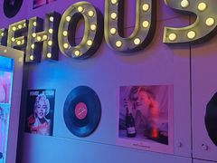 -唱吧麦颂KTV(马驹桥店)