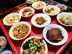-蓝田九大碗民俗食府(蓝田店)
