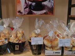 -秋田满满烘焙店
