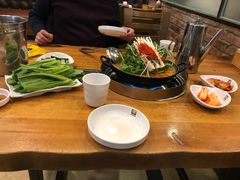 -喇喇排骨火锅·传统韩式脊骨汤(望京西园总店)