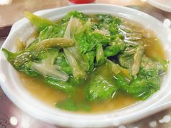 -同济大学本部学苑饮食广场