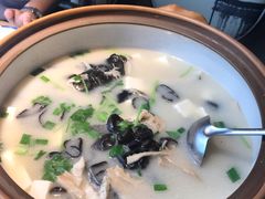 -姜君·千岛湖鱼头馆(浦东大道店)