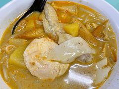 -亚王咖喱鸡米粉面