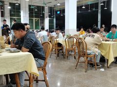大堂-标记美食新鲜猪杂(兴南大道店)