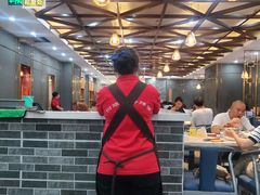 -凤凰路何眼镜香辣蟹(花果园店)