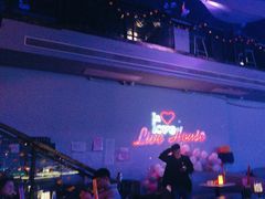 -INLOVE Live House