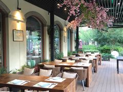 露天位-荷风细雨·中国茶宴(碧云店)