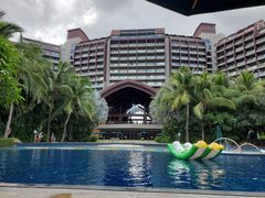 -三亚湾海居铂尔曼度假酒店