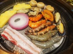 -梨花甄选自助烤肉(小寨原力场店)