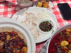 -辣小鲜·南昌大排档(船山路店)