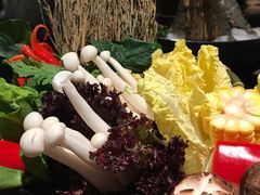 -捞王锅物料理(上海世茂广场店)