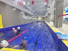 -小蓝鲸游泳培训基地(积水潭店)