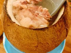 原汁椰子鸡炖老鸡-先记烧鹅王·本地粤菜(福永店)